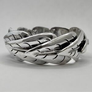 VINTAGE LOS CASTILLO TAXCO Sterling Silver Leaf Hinged Bracelet 560 Mexico 93g